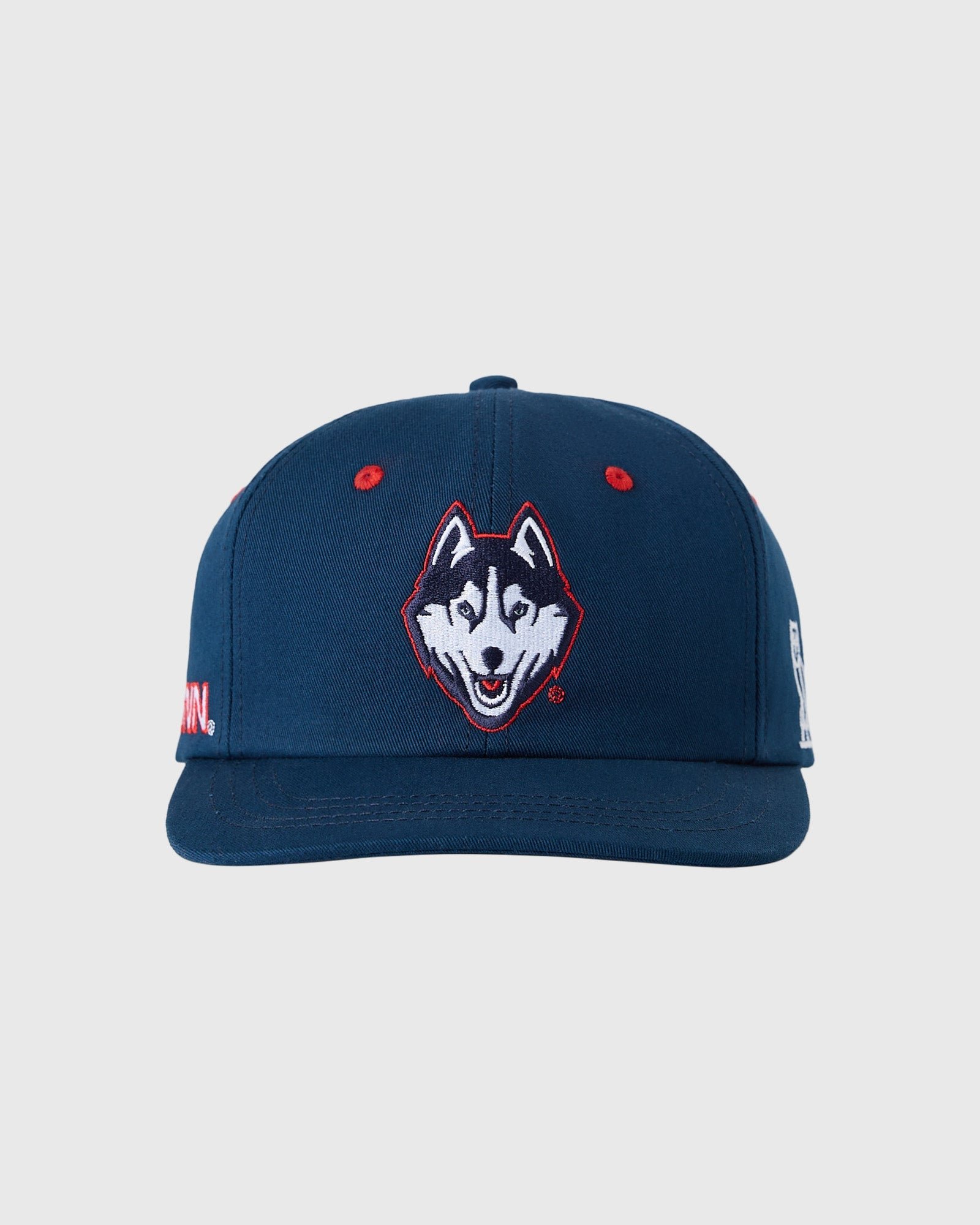 Ovo-UCONN-Huskies-Sportcap-1.jpg